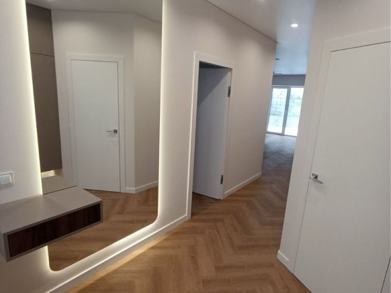Таунхаус з дизайнерським ремонтом |68 м² Макарова Ровно