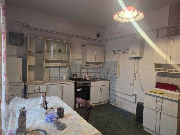 Продам просторий, затишний будинок у Київському районі - фото 1