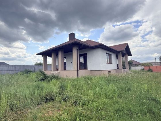 Продається будинок 125 м² у Колоденці | 10,5 соток | Підвал на весь будинок | Гараж Ровно