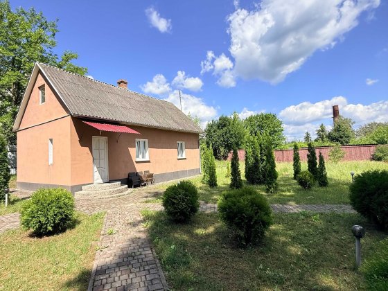 Продається готовий бізнес біля Тунелю кохання | Бані + будинок | 26,5 соток Ровно