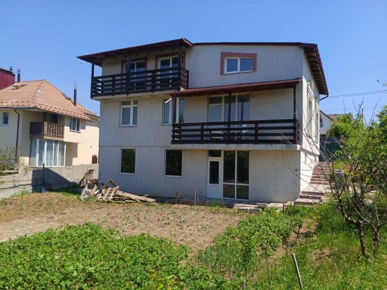 3к Будинок Лезнево 298 кв.м ІД 32792 Хмельницький