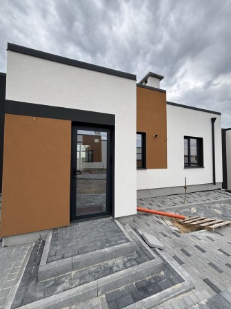 Новий котедж із власною ділянкою | Новодвірська | 88 м² - фото 1