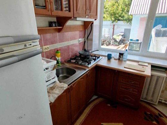 У продажу частина будинку з окремим двором