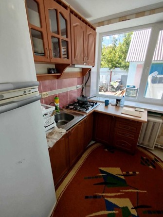 У продажу частина будинку з окремим двором - фото 1
