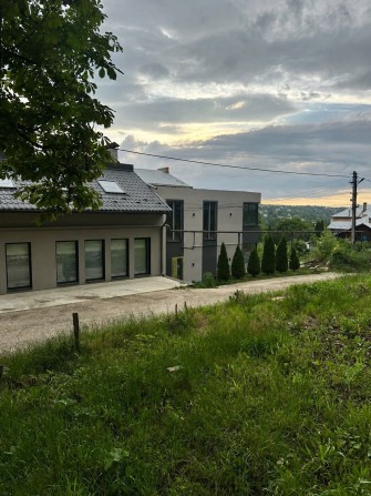 Продаж будинку в центральній частині міста - фото 1