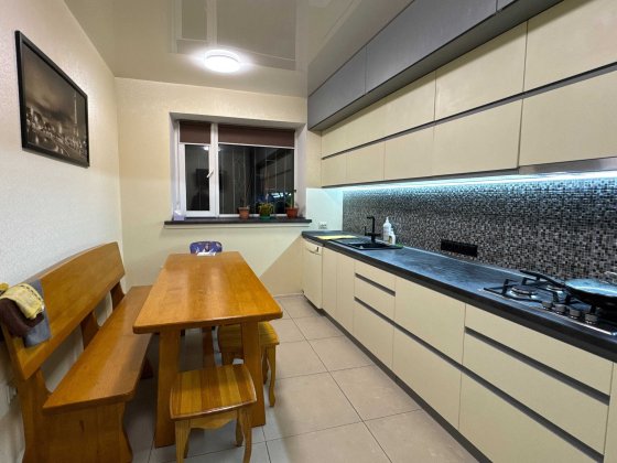 Продаж будинку. 350 м2. 16 соток. Гараж, басейн, баня, камін. №4993 Полтава