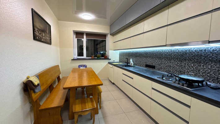 Продаж будинку. 350 м2. 16 соток. Гараж, басейн, баня, камін. №4993 - фото 1