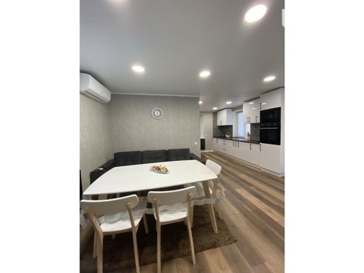 двоповерховий будинок, 81 кв. м, цегла. Продаж у Слободі - фото 1
