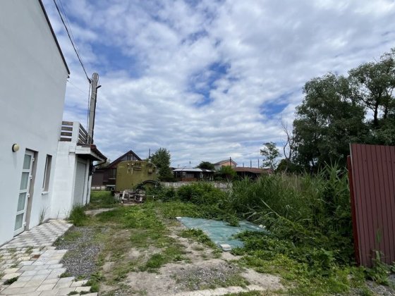 Продаж затишного будиночка, на причалі,  біля води Черкаси