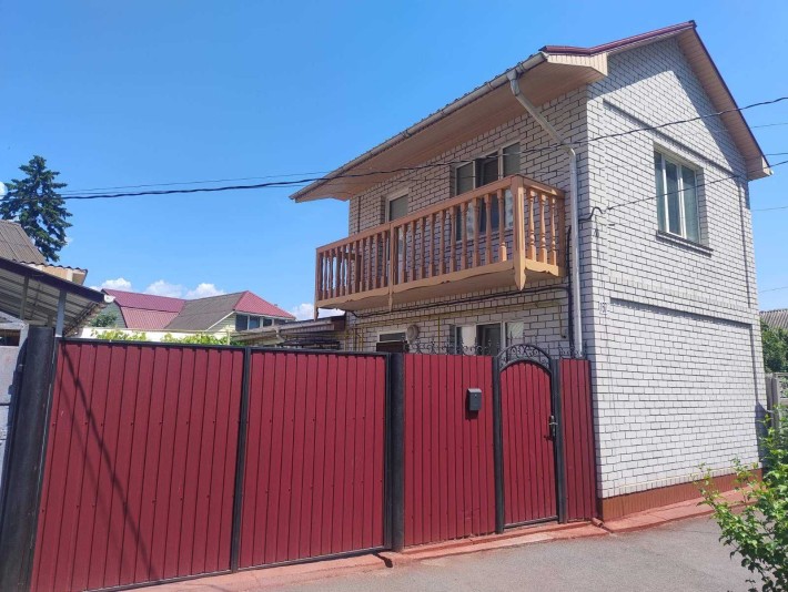 Продажа будинку в центральній частині міста - фото 1