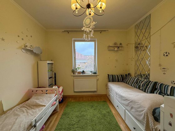 Продам будинок в центрі міста Ровно