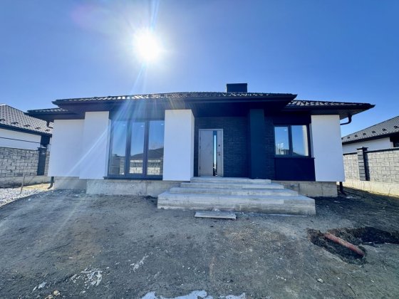 Окремий будинок біля міста, асфальтований доїзд, 105м2, 5 сот‼️ Рівне
