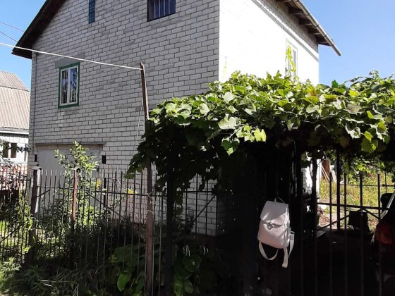Дача продаж триповерхова + гараж Чернігів
