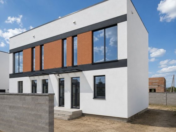 Продаж котеджу. Міські комунікації Ровно