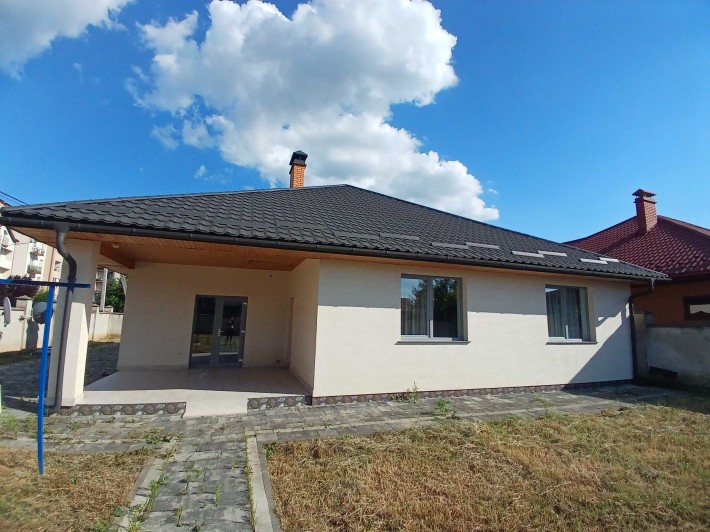Будинок біля дастора - фото 1