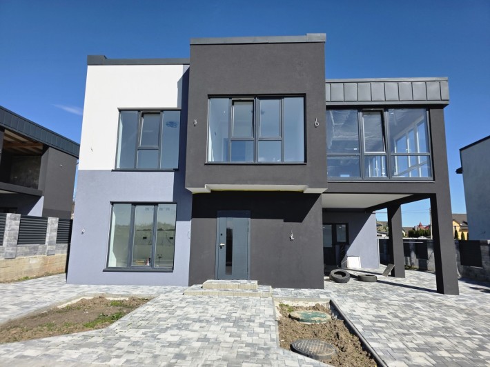 Продається ЗДАНИЙ з ремонтом БУДИНОК  4км. від МАЙДАНУ з газом - фото 1