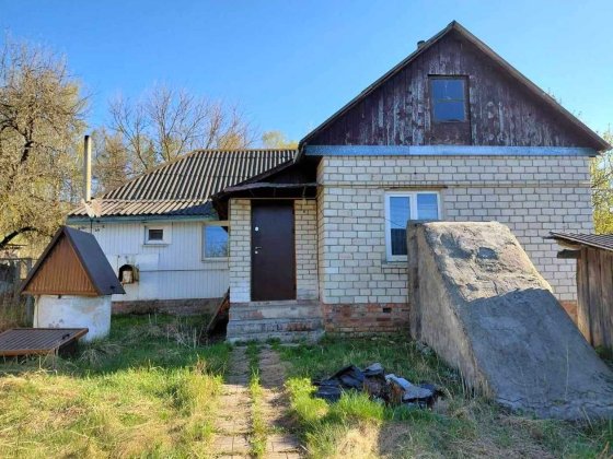 Продаж приватного будинку на приватизованій ділянці Чернігів