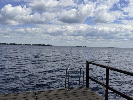 Дача на 3 причалі 15 м  до води Черкаси