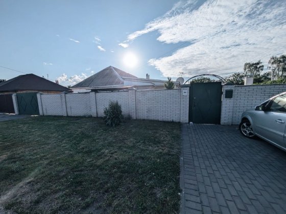 Продам будинок 94 кв.м.+ времянка. Від власника Черкассы