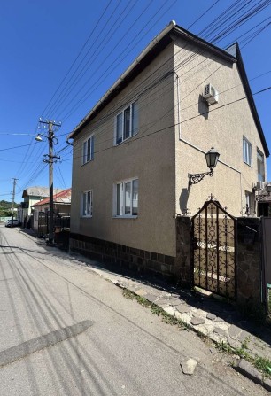Продається будинок  в  м.Ужгород - фото 1