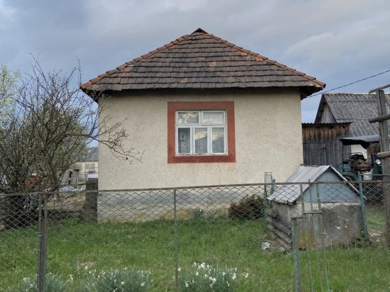 Продається будинок старої побудови в селі Туʼря  Пасіка Ужгород