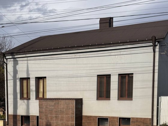 Продається будинок з ремонтом Чернівці