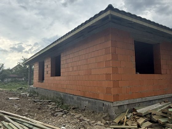 Продається коробка, недобудова р-н Східний Ужгород