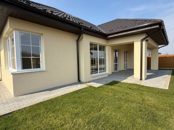 Продаж американки в м. Ужгород, район Садовий (дальній) Ужгород