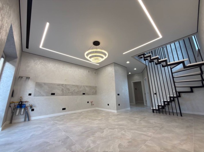 Продам дуплекс з якісним та сучасним ремонтом - фото 1