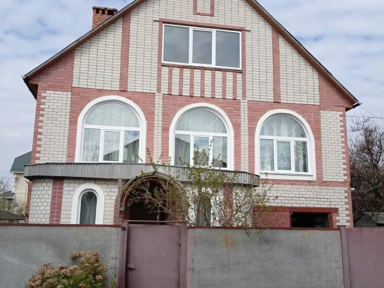 Дім , 160 м , Александрівка ( вул. Гмирі), заходь і живи! Чернігів