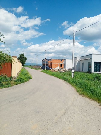 Продається Котедж два поверхи Тарнівці Ужгородський район - фото 1