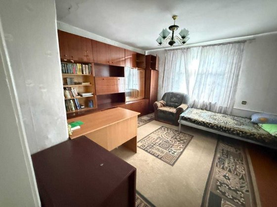 Продаж. Хочешь власний будинок за гарною ціною з гаражем та в житловому стані і за ціною як квартира
