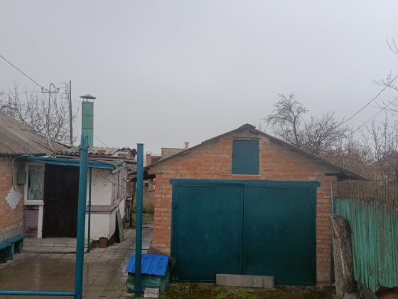 Окремий будинок+ 8 соток,ближні Бучми, терміново
