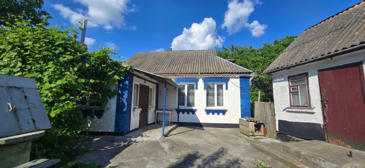 продаж будинку Вінницькі хутри - фото 1