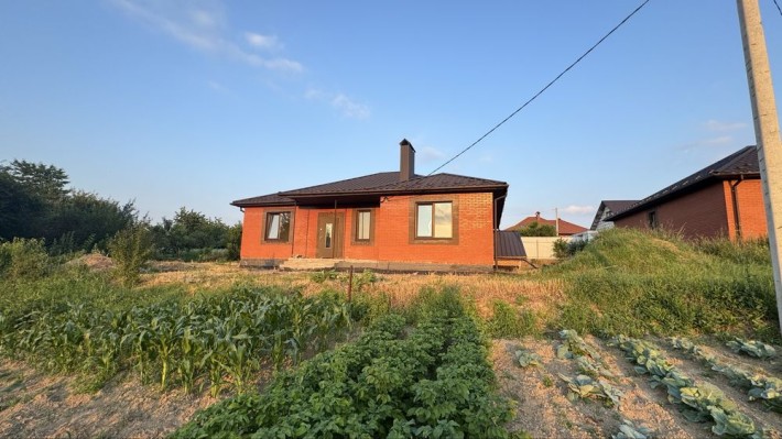 Продаж будинка по вул.Українській 17 - фото 1