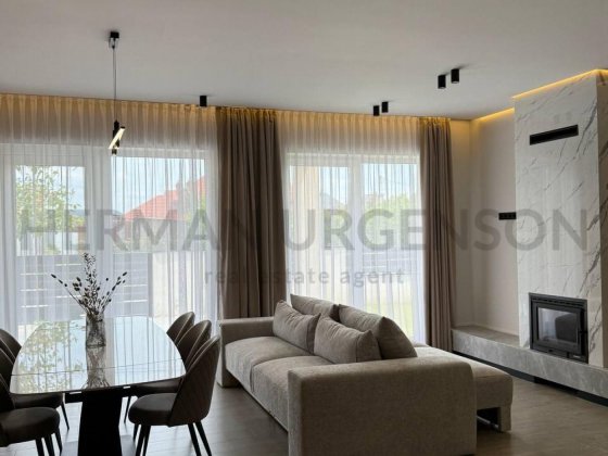 Продаж дуплексу 175 м.кв / 3.5 сотки / Ужгород, р-н Садовий Ужгород