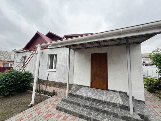 Продам будинок в місті(держпрограми) газ, світло, центральні комунікації Вінниця
