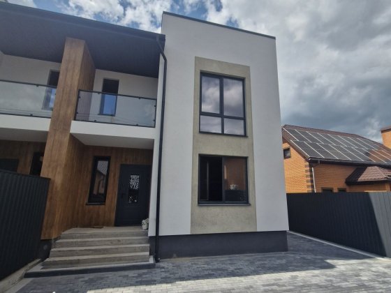 Продаж Таунхауса  район ЖК Західного,Пирогово.127 м.кв.на 3 сотках землі з усіма міськими комунікаці Винница