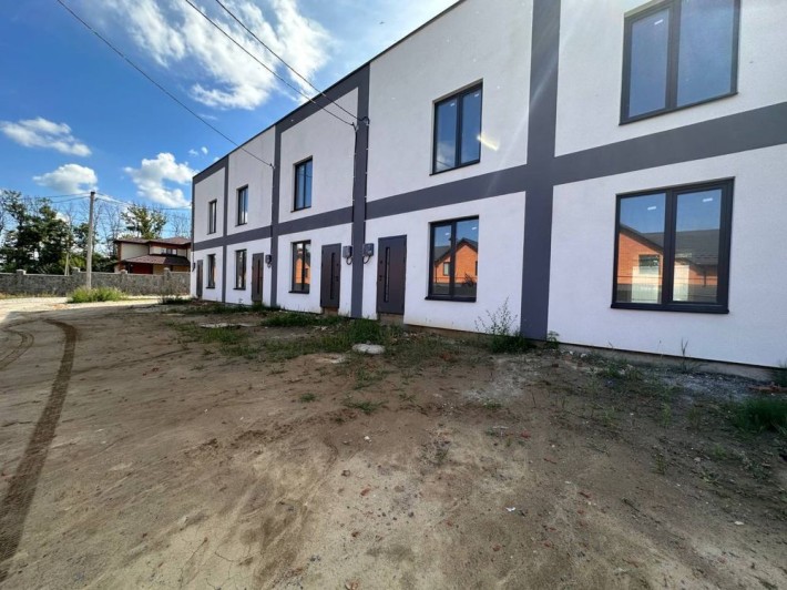 Продаж таунхаусів 70м2 Барське шосе, паркомісце, зона барбекю - фото 1