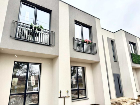 Продаж 2 поверхового таунхауса 73 кв. м, 2 кімнати Винница
