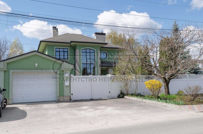 Продаж будинку 210м2 Софіівська Борщагівка. 10 соток - фото 1