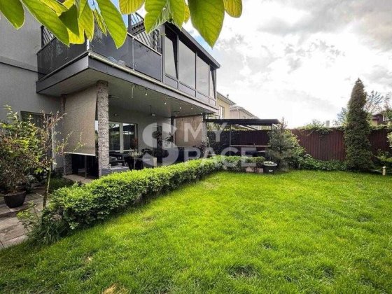 Продаж двоповерхового будинку 155 м2 з терасою та  спортзалом Петропавлівська Борщагівка ст.м. Акаде Петропавловская Борщаговка