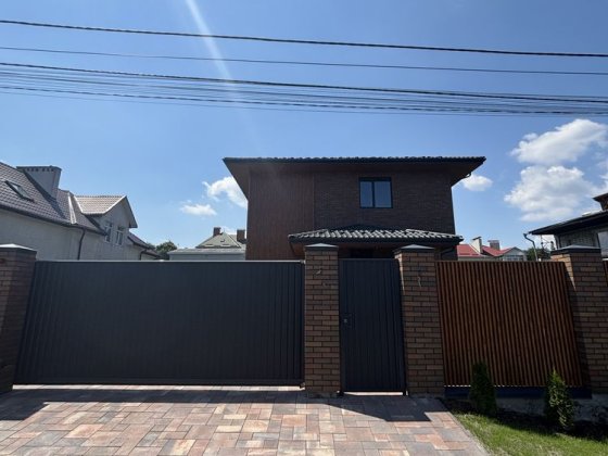 Продаж будинку в Петропавлівській Борщагівці