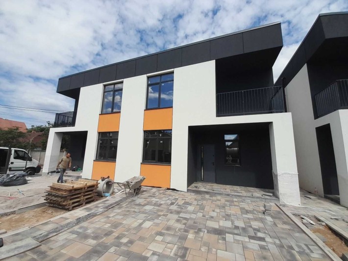 Продаж Дуплекс 120м з ділянкою 2сотки с.Петропавлівка Борщагівка - фото 1