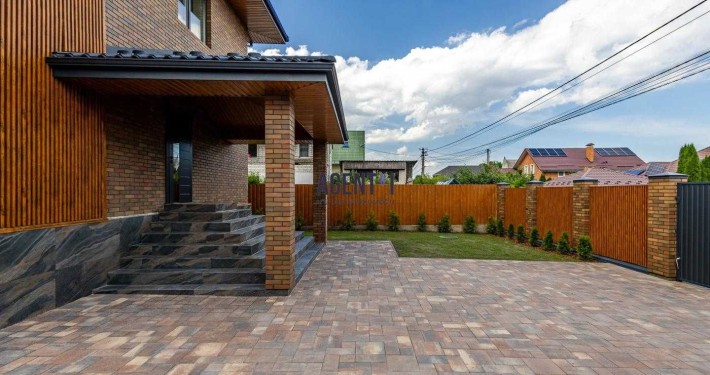 Будинок 210 кв.м. з укриттям! Газ, 8.6 сотки, Петропавлівська Борщагівка - фото 1