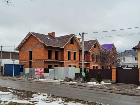 Таунхауси на Парковій  в Петропавлівській Борщагівці Петропавловская Борщаговка