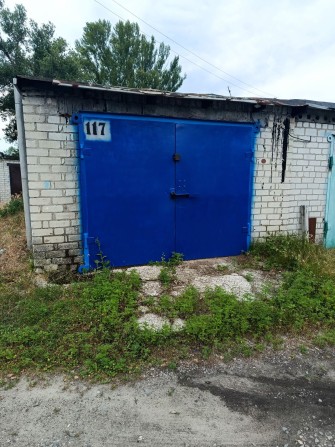 Продам гараж по ул. Комарова - фото 1