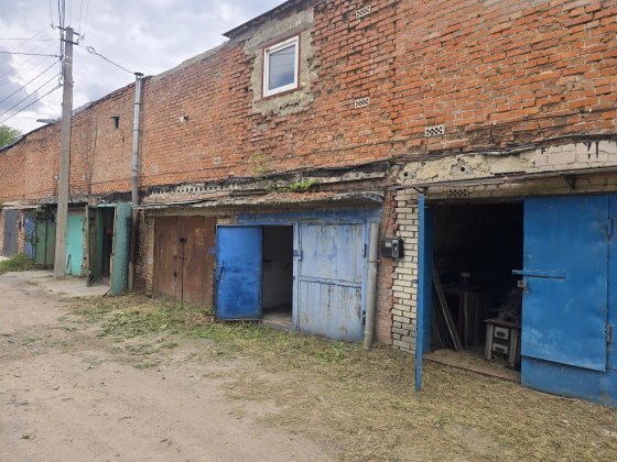 Продам спаренные гаражи. Зарванцы