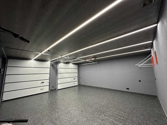 Продаж гараж в будинку на 2 автомобілі, з сучасними ремонтами,  42 м², вул. Тернопільська - фото 1