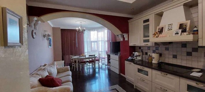Продаж 3-к квартири вул. Зверинецька 59 - фото 1